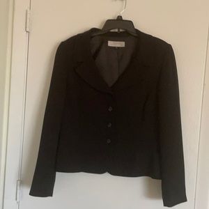 Tahari dressy blazer with black flower buttons.